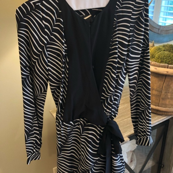 INTERMIX BLACK AND WHITE ROMPER - Picture 2 of 4